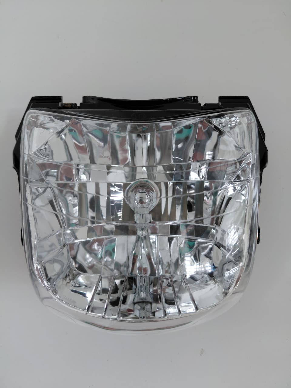 HEAD LAMP SONIC NEW<br />
2004 - 2008